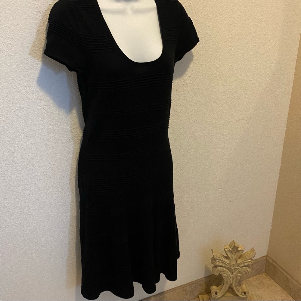 Max Studio Black Cap Sleeve Sweater/Knit Dress Size M